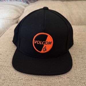 Volcom Snapback Black Hat